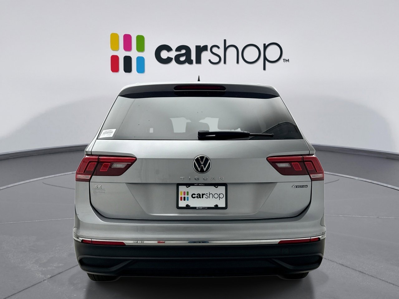 Used 2022 Volkswagen Tiguan SE AWD/4WD image 4
