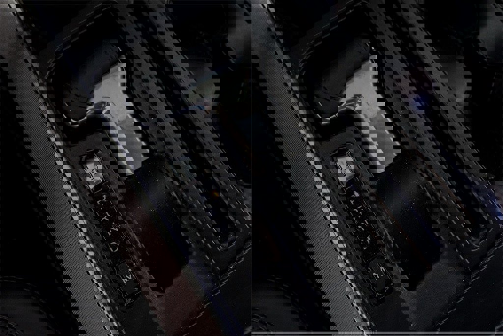 Used 2024 Ford F150 Platinum image 14