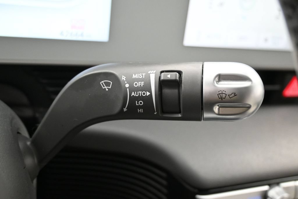 Used 2023 Hyundai Ioniq 5 Limited AWD/4WD image 19