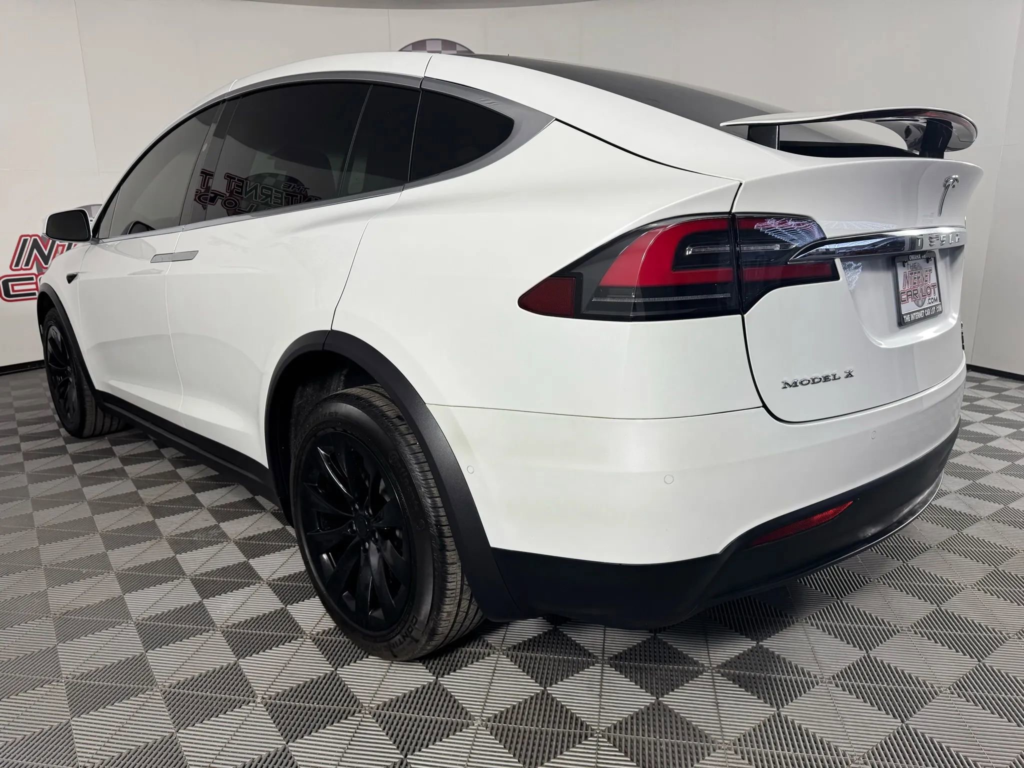 Used 2017 Tesla Model X 100D image 25
