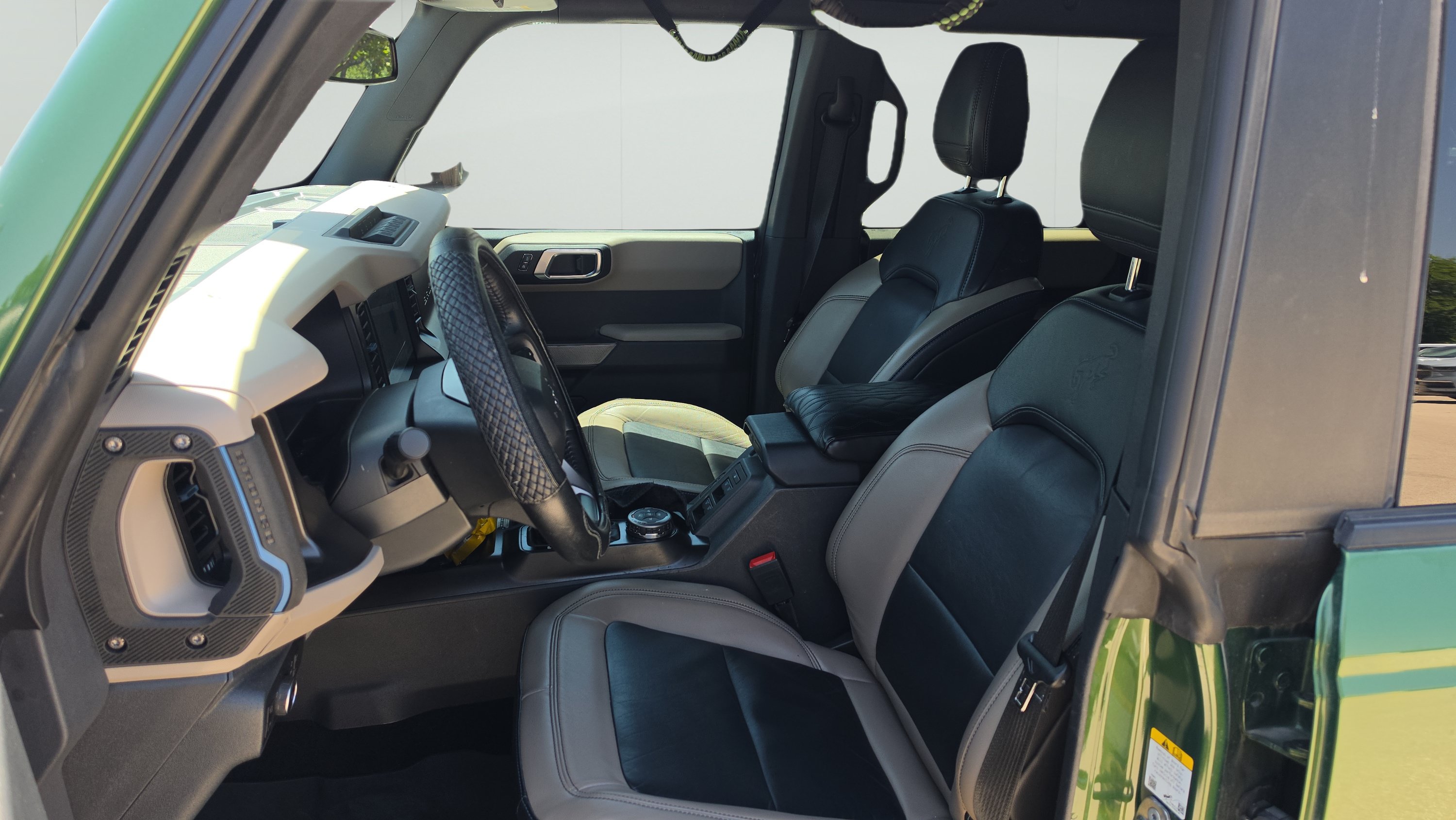 Used 2022 Ford Bronco Wildtrak AWD/4WD image 9