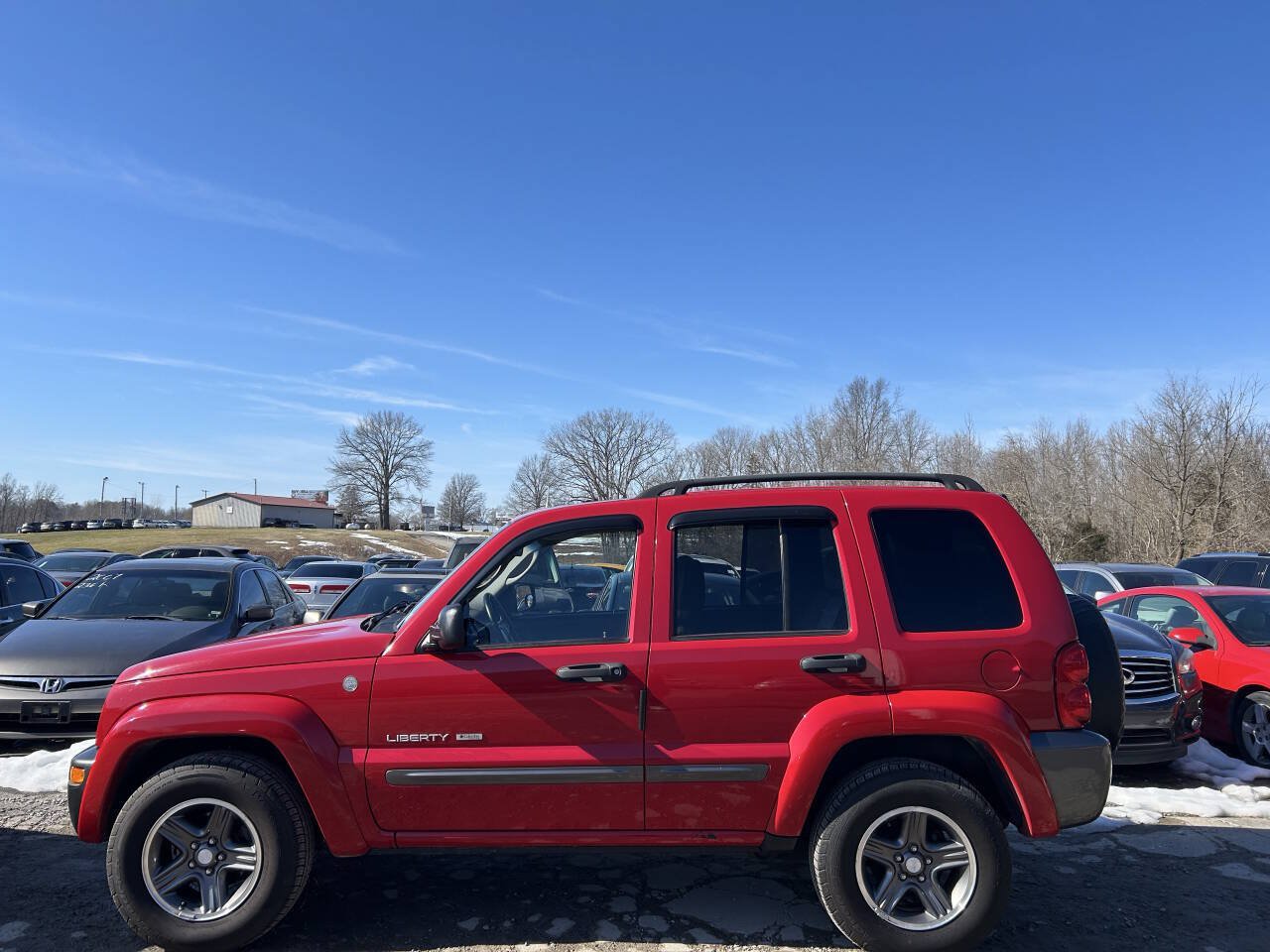 Used 2004 Jeep Liberty Sport w/ PWR Convenience Group AWD/4WD image 3