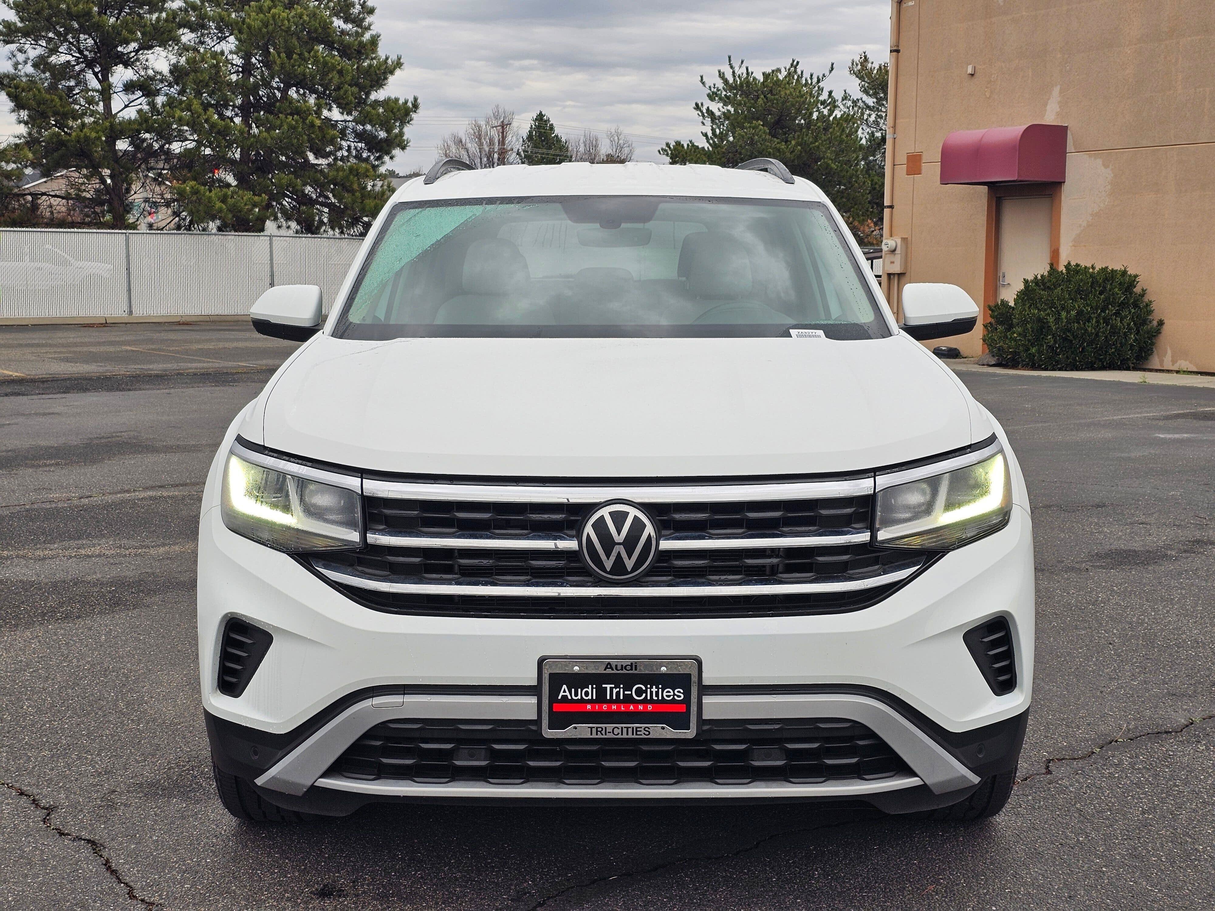 Used 2023 Volkswagen Atlas SE AWD/4WD image 6