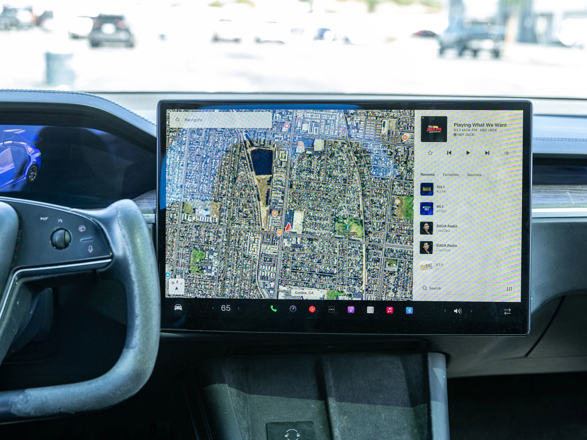 Used 2022 Tesla Model X AWD/4WD image 29