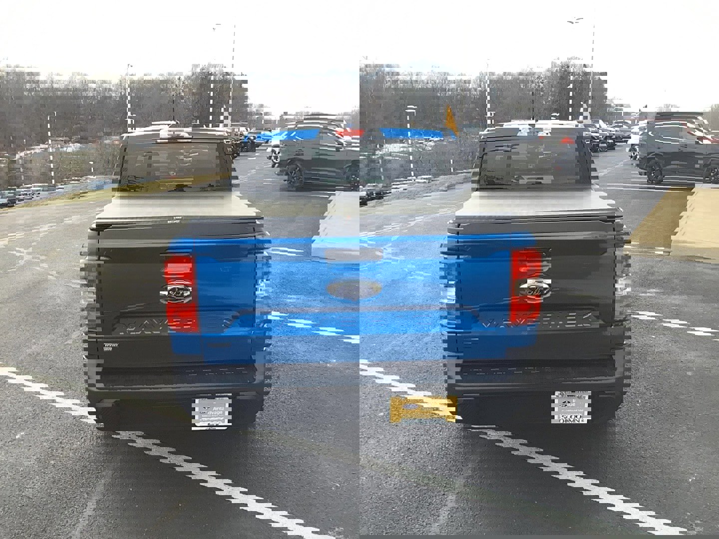 Certified 2022 Ford Maverick XLT image 5