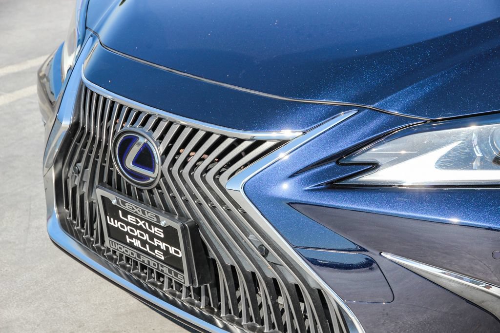 Used 2019 Lexus ES 300h w/ Premium Package FWD image 9