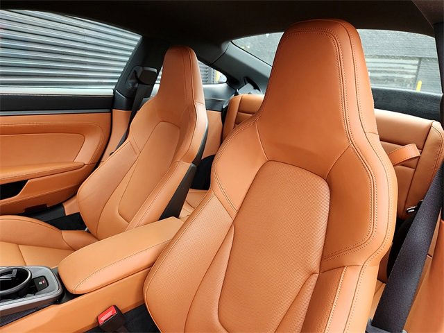 Used 2025 Porsche 911 Carrera image 5
