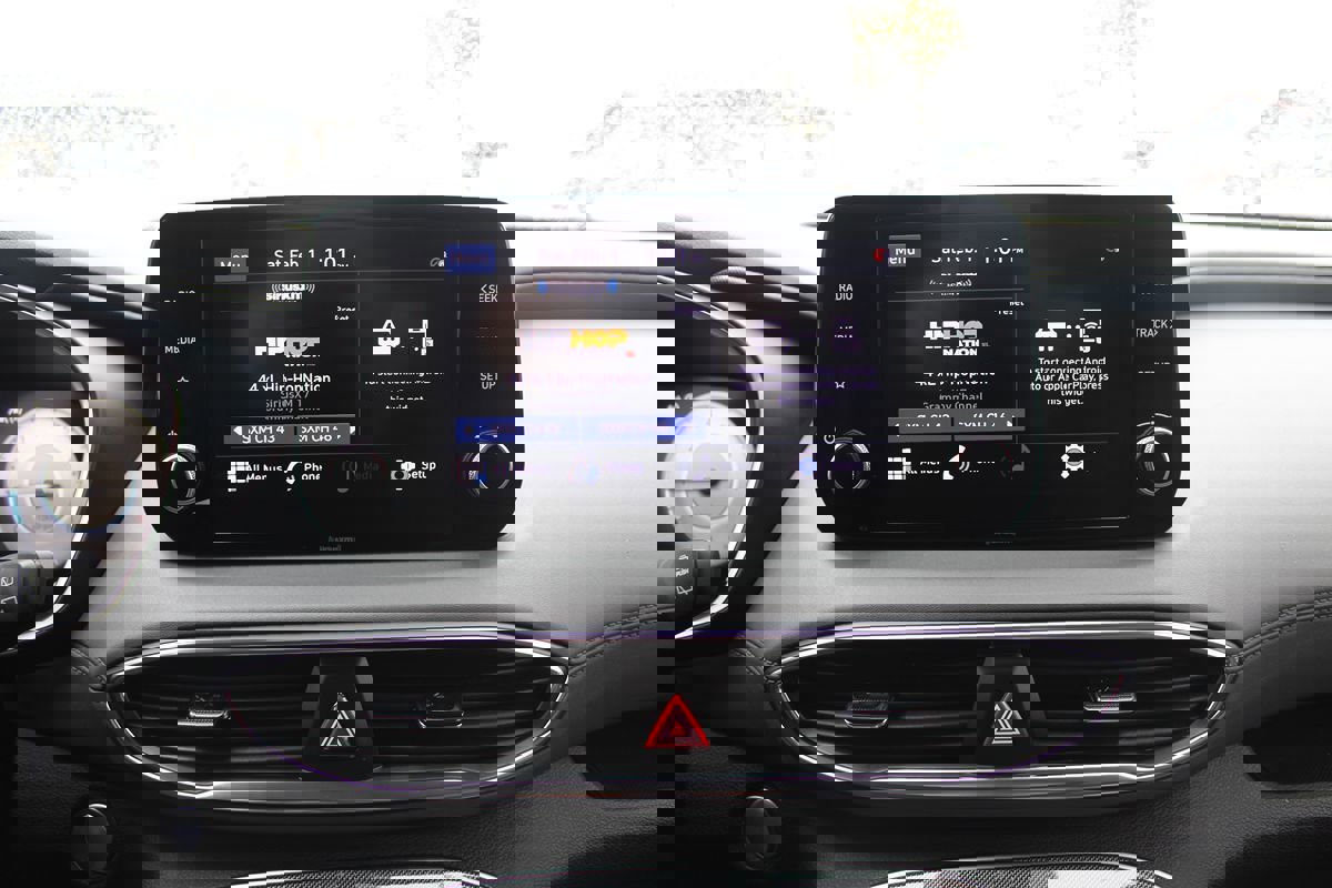 Used 2022 Hyundai Santa Fe SEL w/ Convenience Package image 30