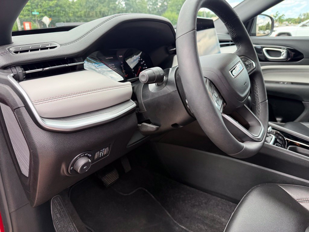 Used 2024 Jeep Compass Limited AWD/4WD image 19