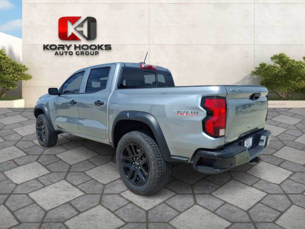 Used 2025 Chevrolet Colorado Trail Boss AWD/4WD image 2
