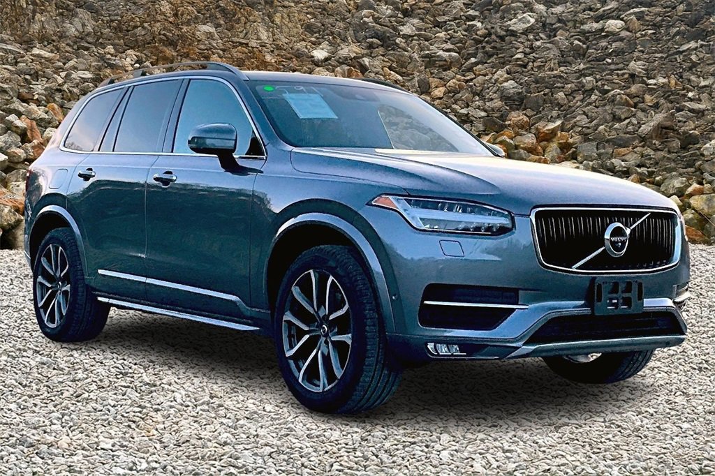 Used 2019 Volvo XC90 T6 Momentum w/ Advanced Package image 9