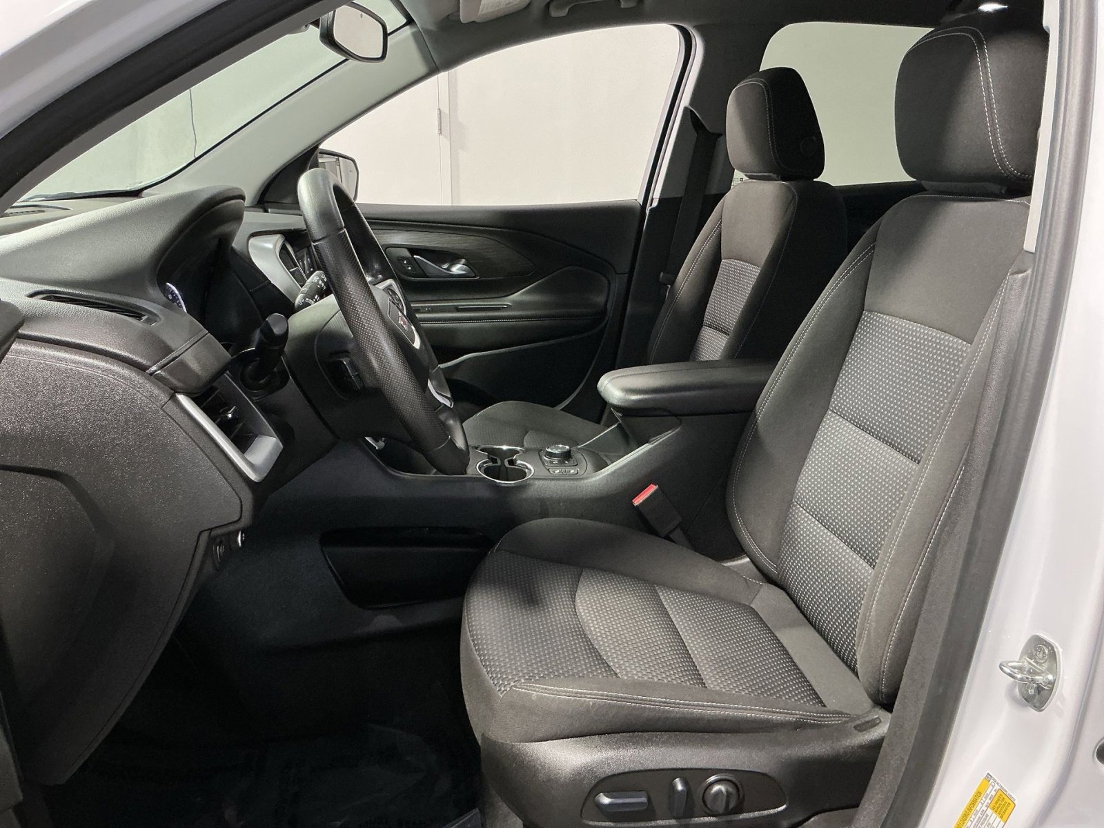 Used 2023 GMC Terrain SLE w/ Driver Convenience Package AWD/4WD image 14