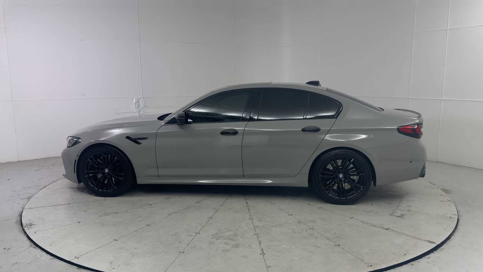 Used 2023 BMW M5 w/ Competition Package AWD/4WD image 5