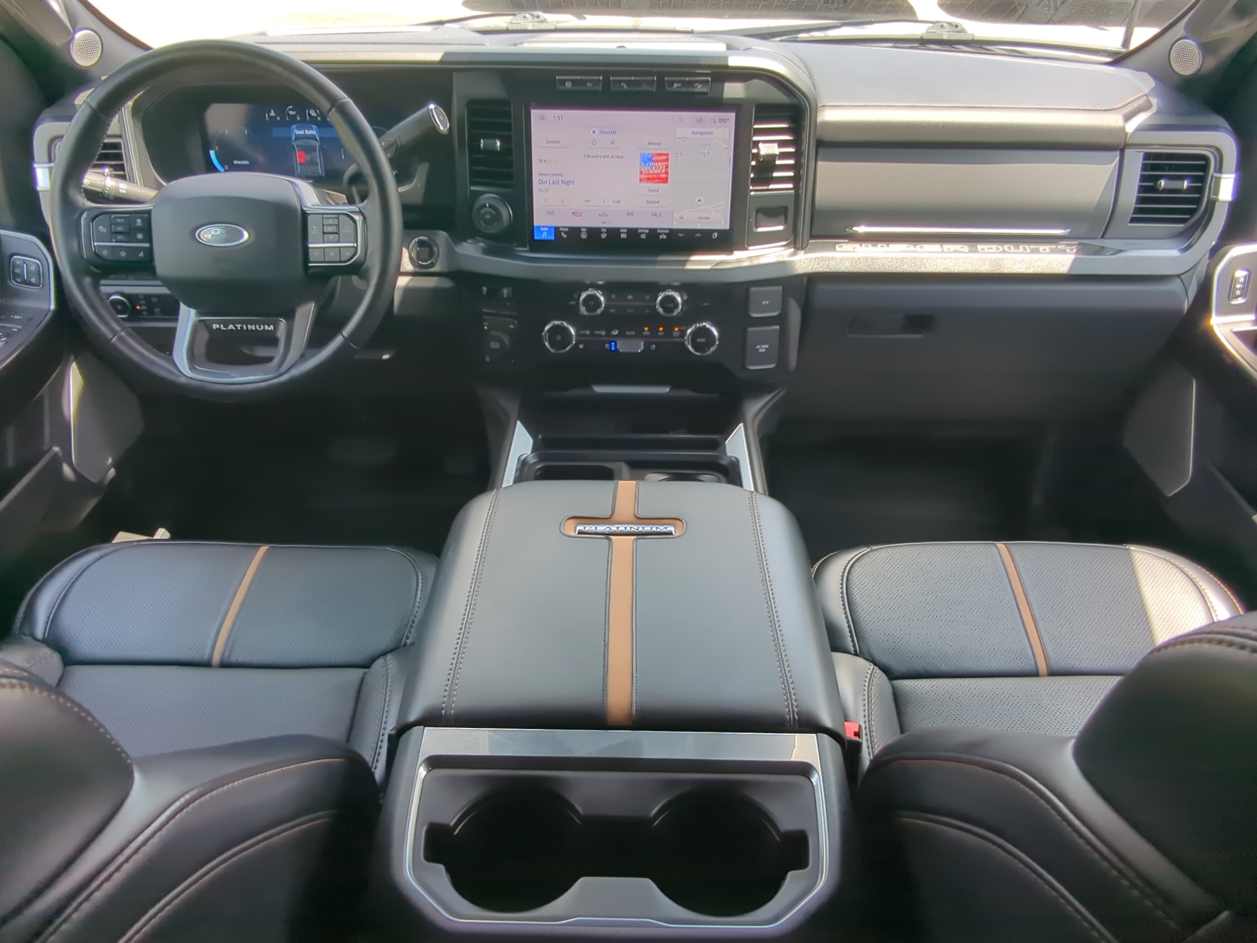 Used 2024 Ford F350 Platinum AWD/4WD image 13