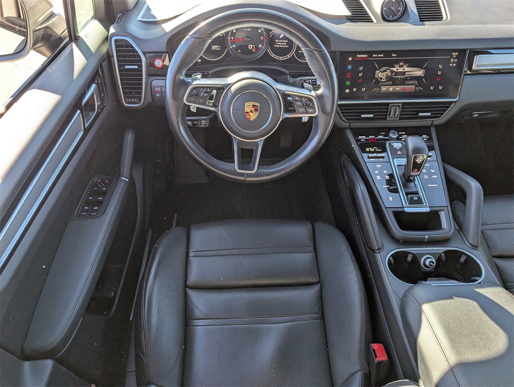 Used 2022 Porsche Cayenne Platinum Edition image 23