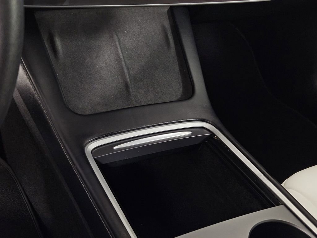 Used 2022 Tesla Model 3 Performance image 16