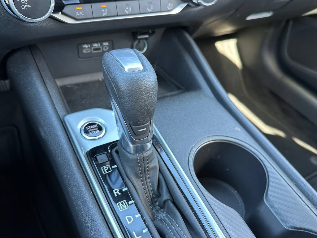Used 2025 Nissan Altima 2.5 S FWD image 29