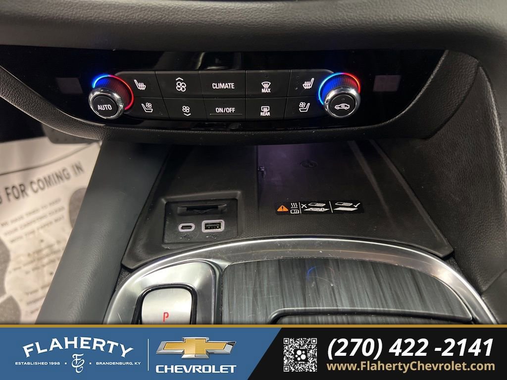 Used 2024 Buick Enclave Premium image 31