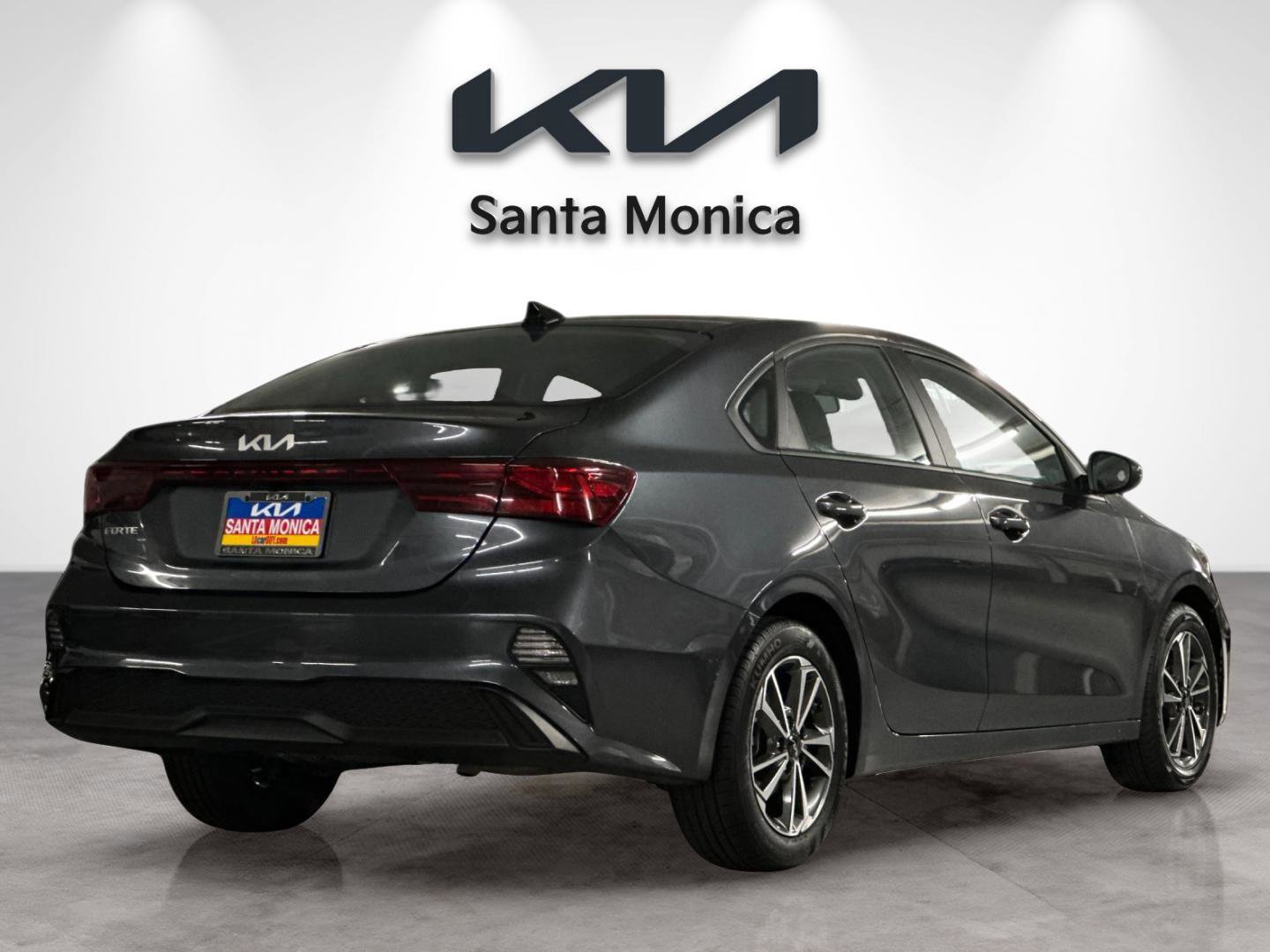 Used 2023 Kia Forte LXS image 5
