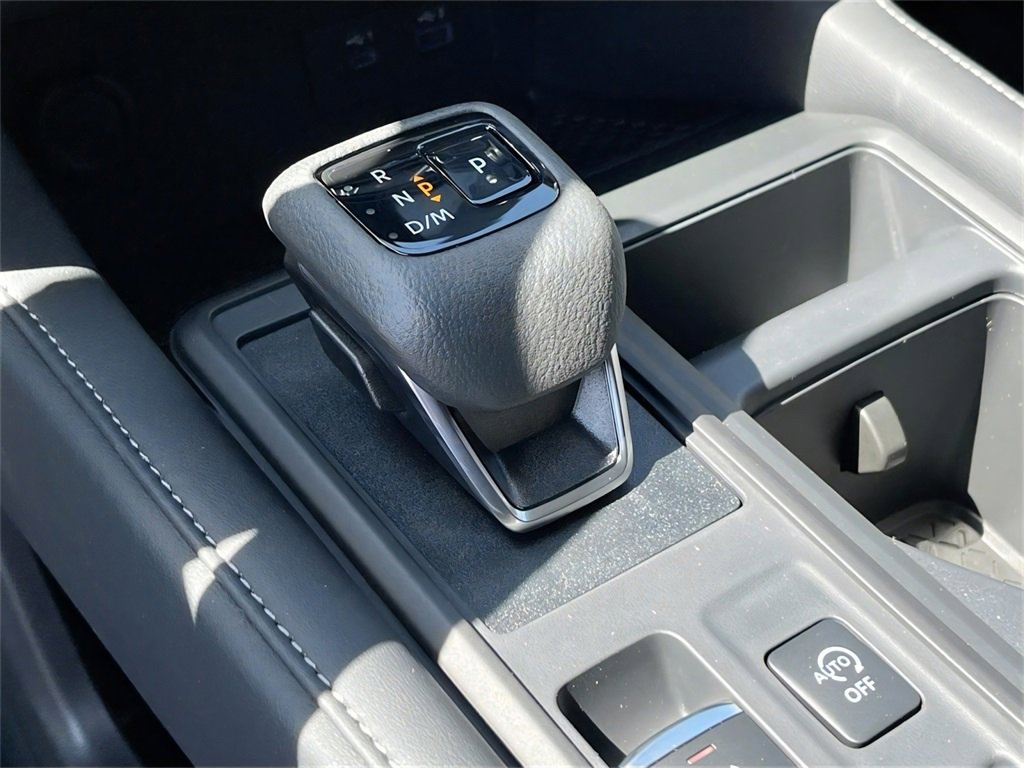 Certified 2025 Nissan Pathfinder S image 16