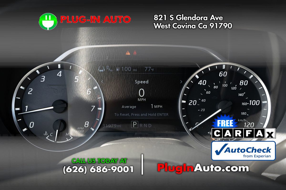 Used 2023 Nissan Titan SV w/ SV Convenience Package image 23
