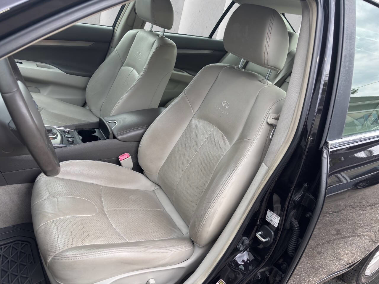 Used 2013 INFINITI G37 x Sedan w/ Premium Pkg AWD/4WD image 13