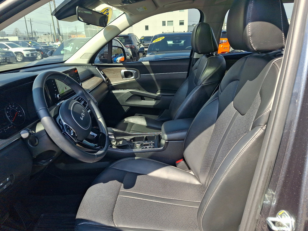 Used 2022 Kia Sorento X-Line EX image 23