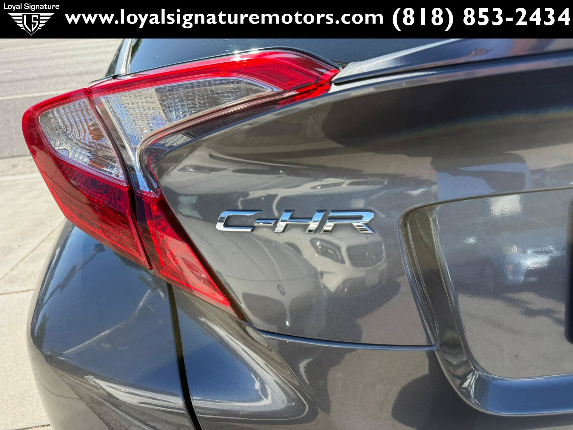 Used 2018 Toyota C-HR XLE FWD image 8