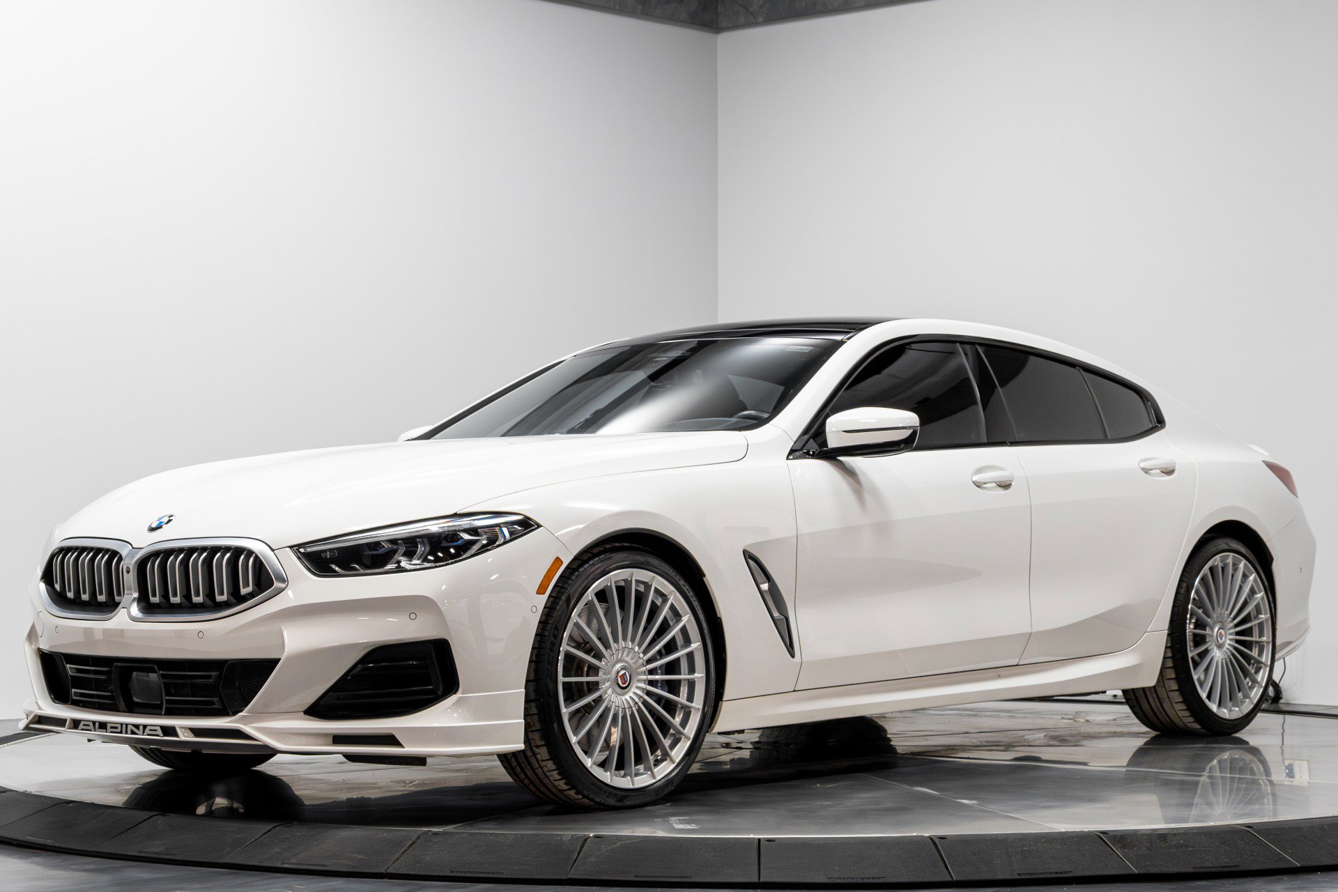 Used 2023 BMW ALPINA B8 xDrive Gran Coupe image 2