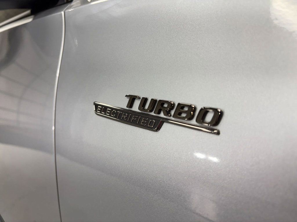 Used 2023 Mercedes-Benz C 43 AMG 4MATIC Sedan image 5