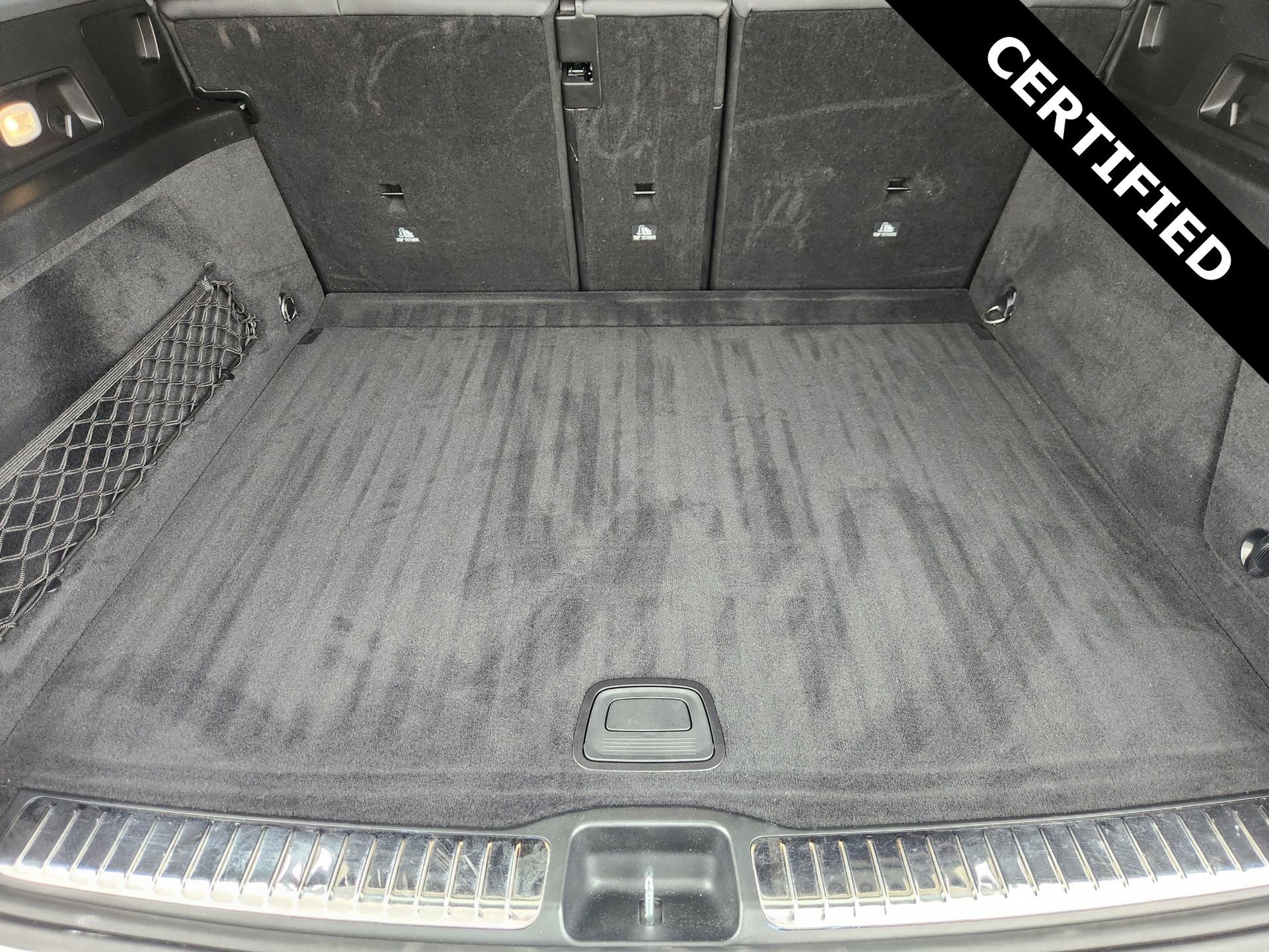 Certified 2022 Mercedes-Benz GLE 350 w/ AMG Line Interior image 32