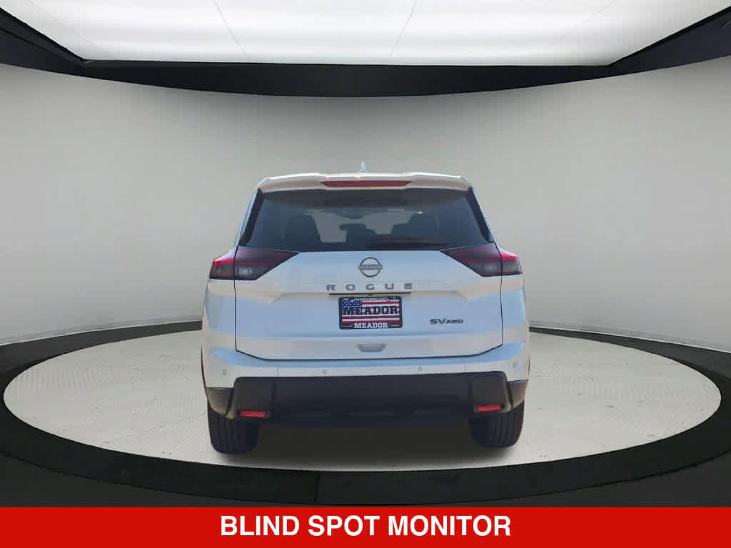 Used 2024 Nissan Rogue SV AWD/4WD image 5
