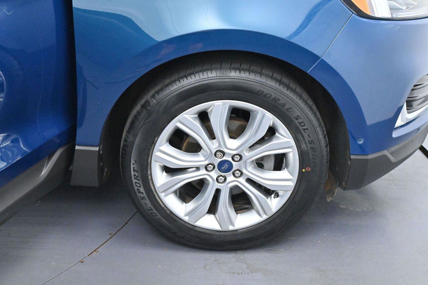 Used 2020 Ford Edge Titanium w/ Equipment Group 301A FWD image 37