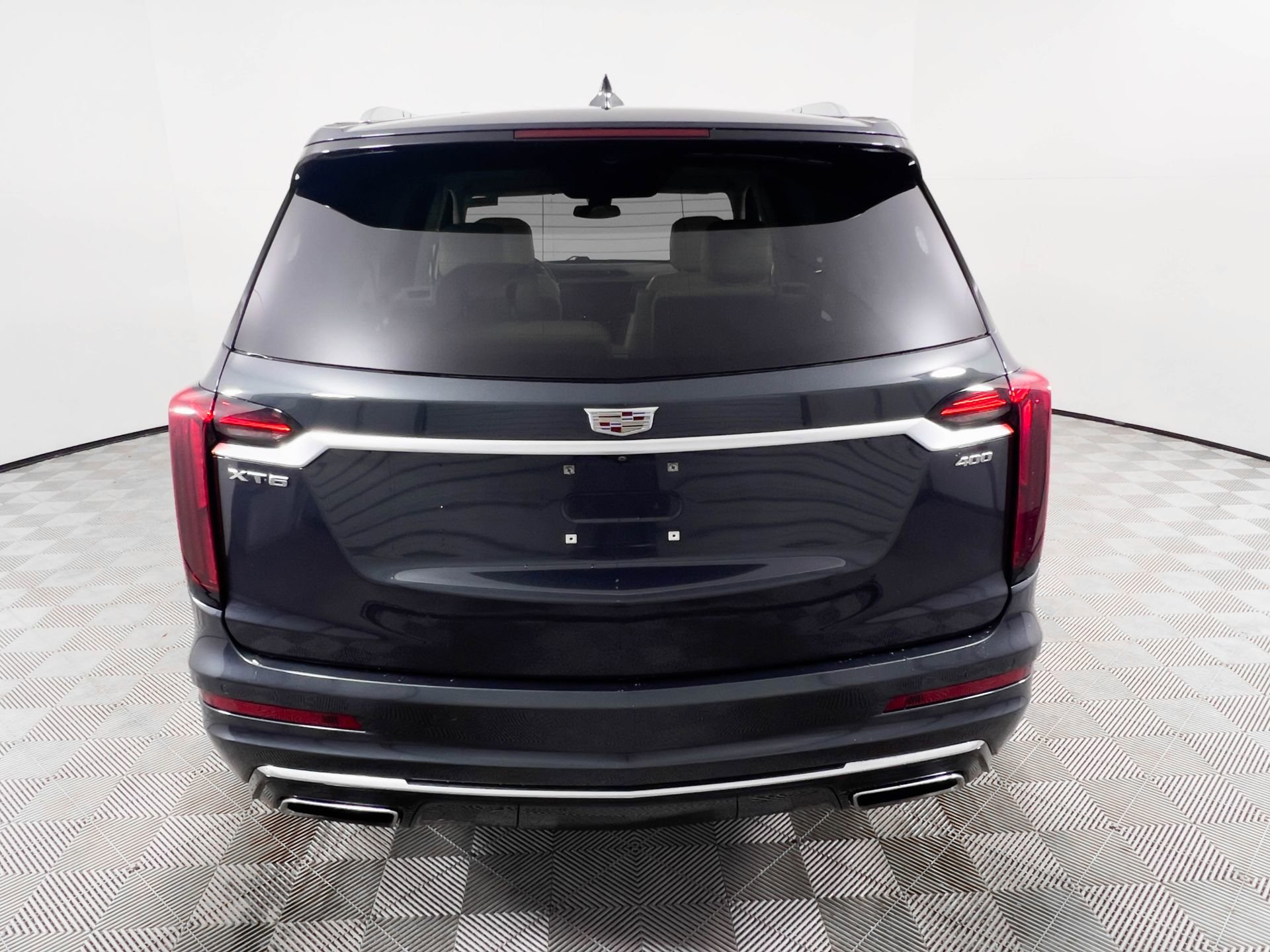 Used 2022 Cadillac XT6 Premium Luxury image 6