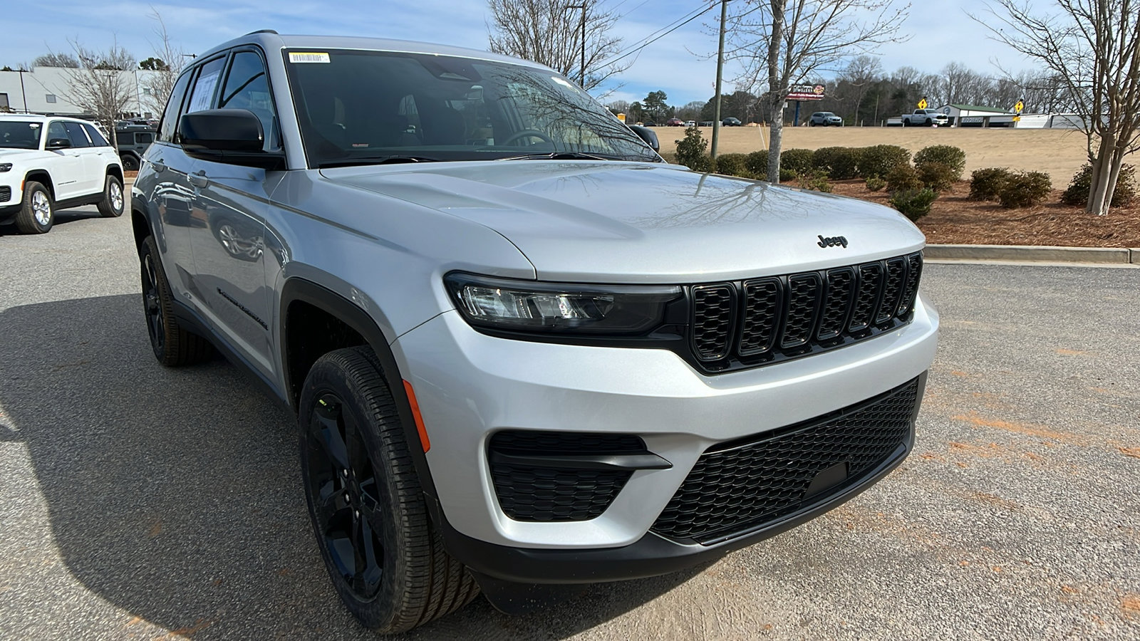 New 2025 Jeep Grand Cherokee 4WD image 5