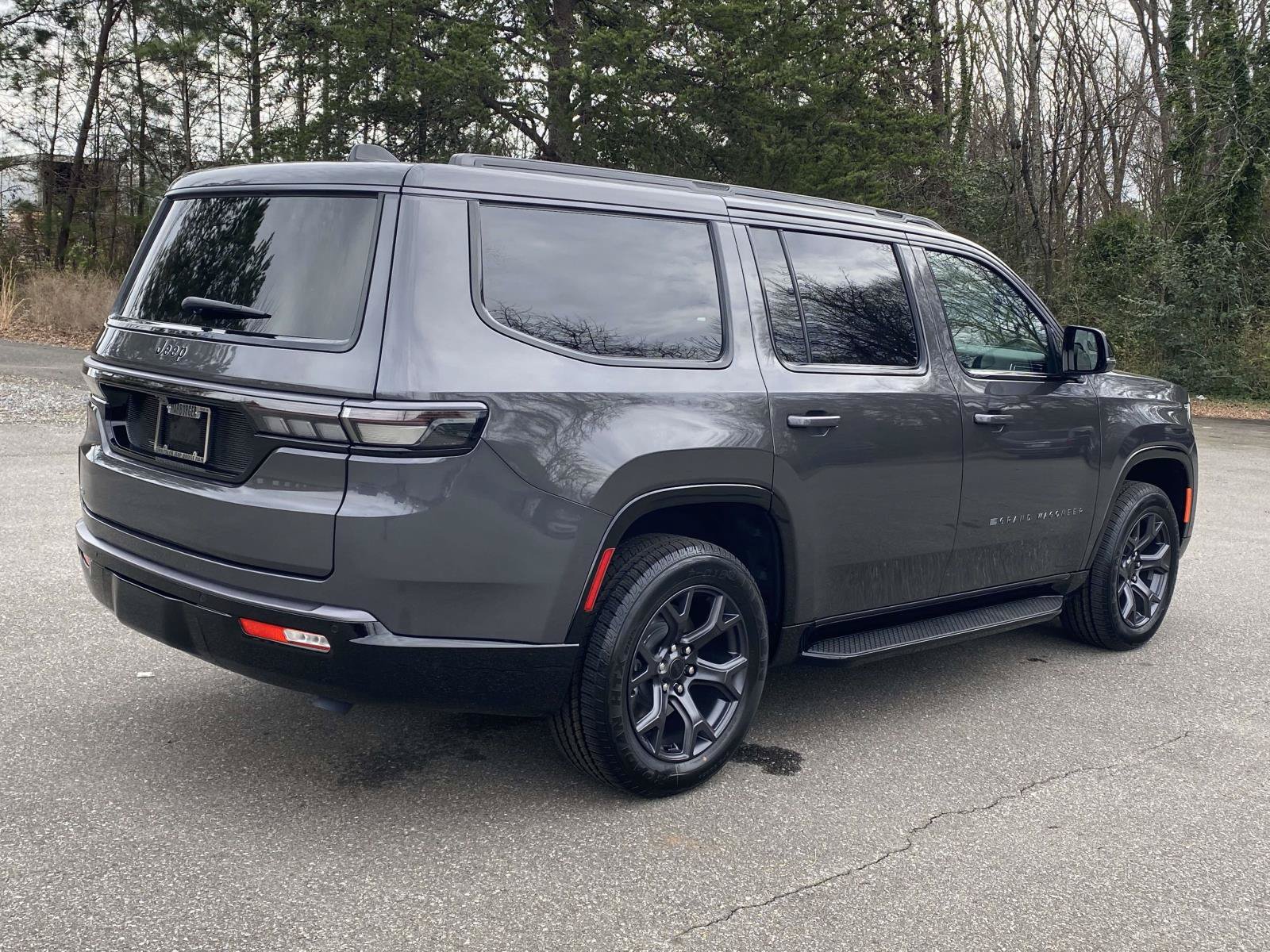 New 2026 Jeep Grand Wagoneer Limited AWD/4WD image 7