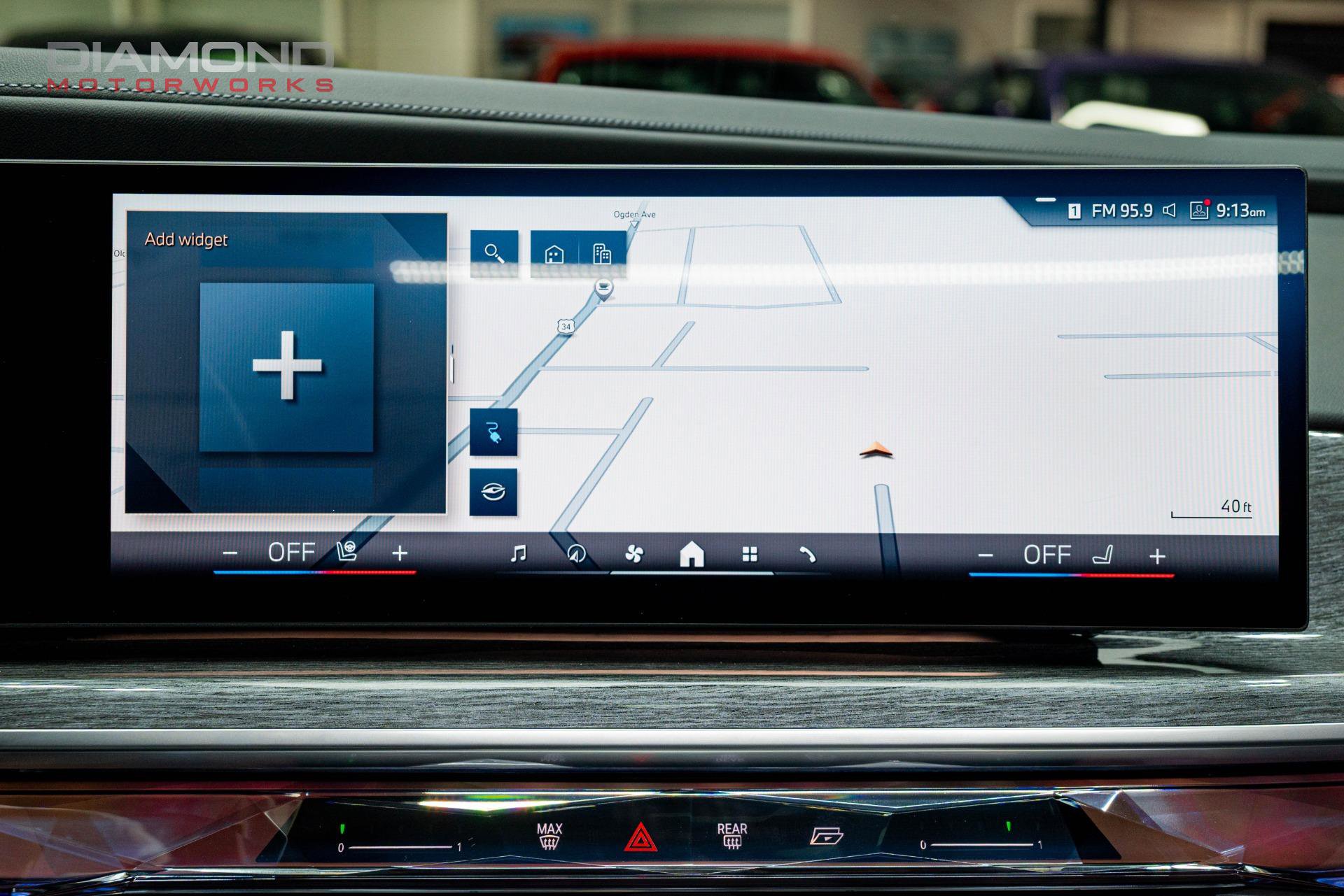 Used 2023 BMW i7 xDrive60 image 96