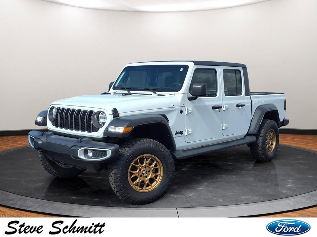 Used 2024 Jeep Gladiator Sport image 1