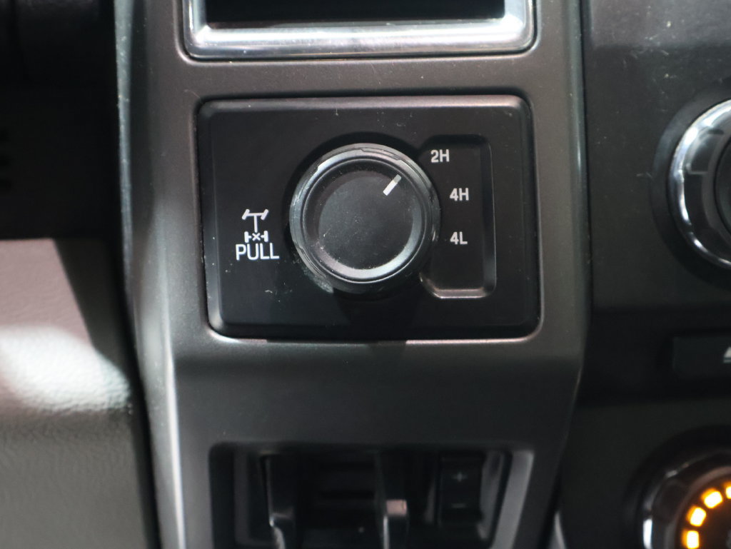 Used 2017 Ford F250 XLT AWD/4WD image 28
