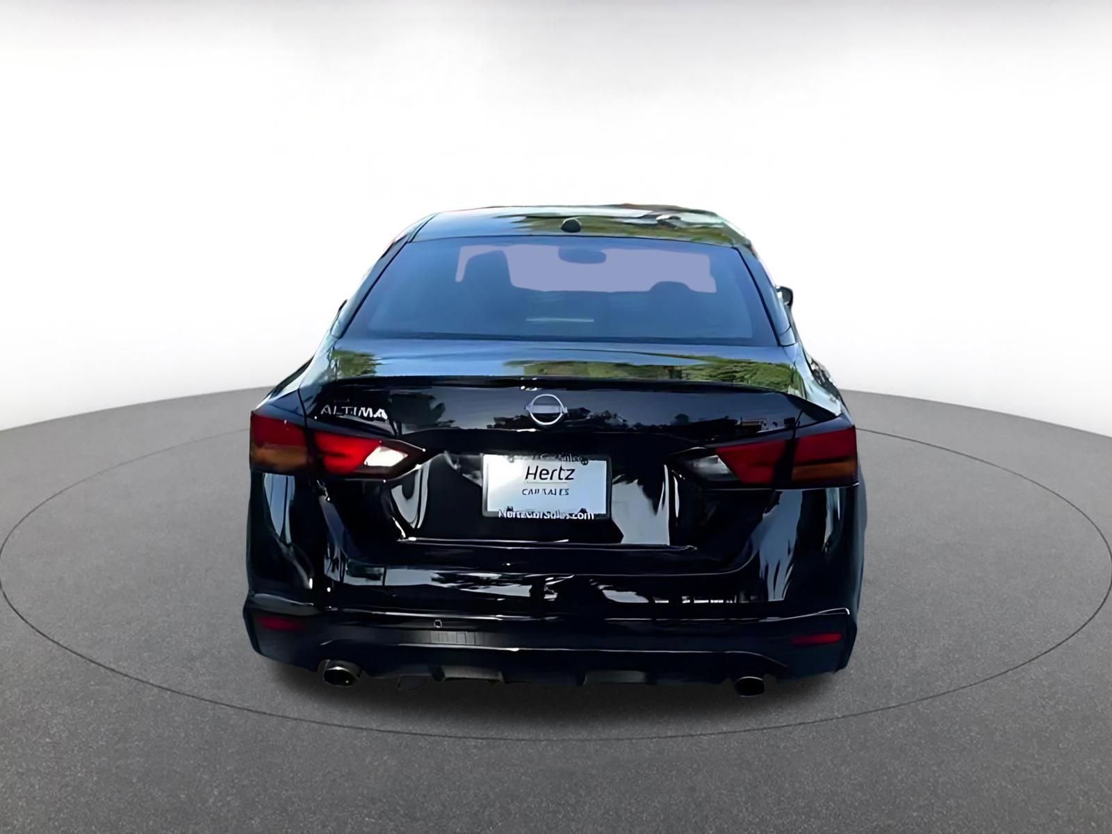Used 2025 Nissan Altima 2.5 SR image 12