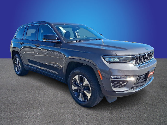 Used 2024 Jeep Grand Cherokee Limited 4xe AWD/4WD image 3