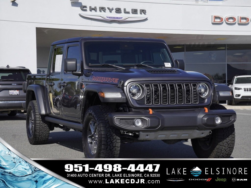Used 2024 Jeep Gladiator Mojave w/ Convenience Group image 1