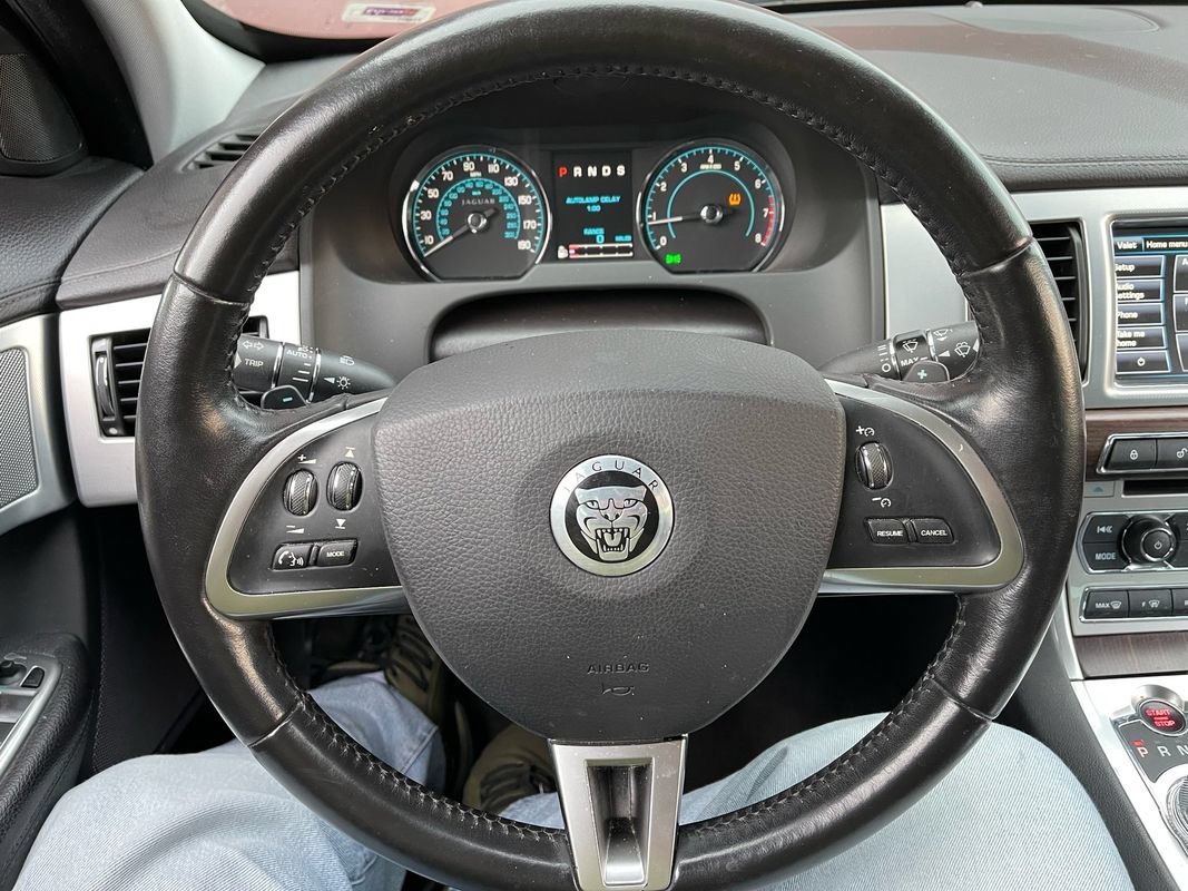 Used 2013 Jaguar XF 3.0 AWD/4WD image 20