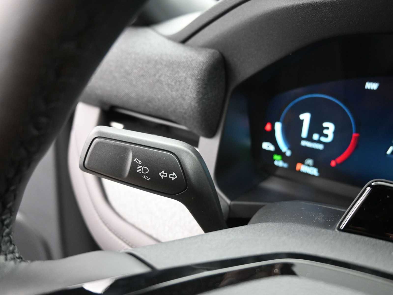 New 2026 Ford Explorer Platinum image 30