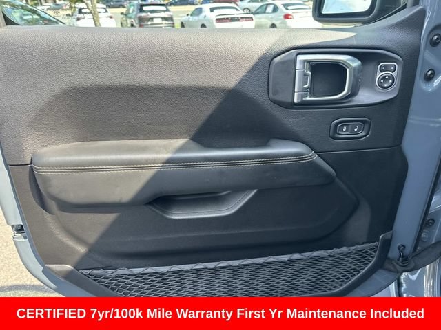Used 2025 Jeep Gladiator Sport AWD/4WD image 16