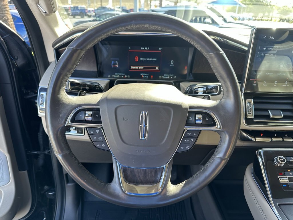Used 2023 Lincoln Navigator L Reserve image 13