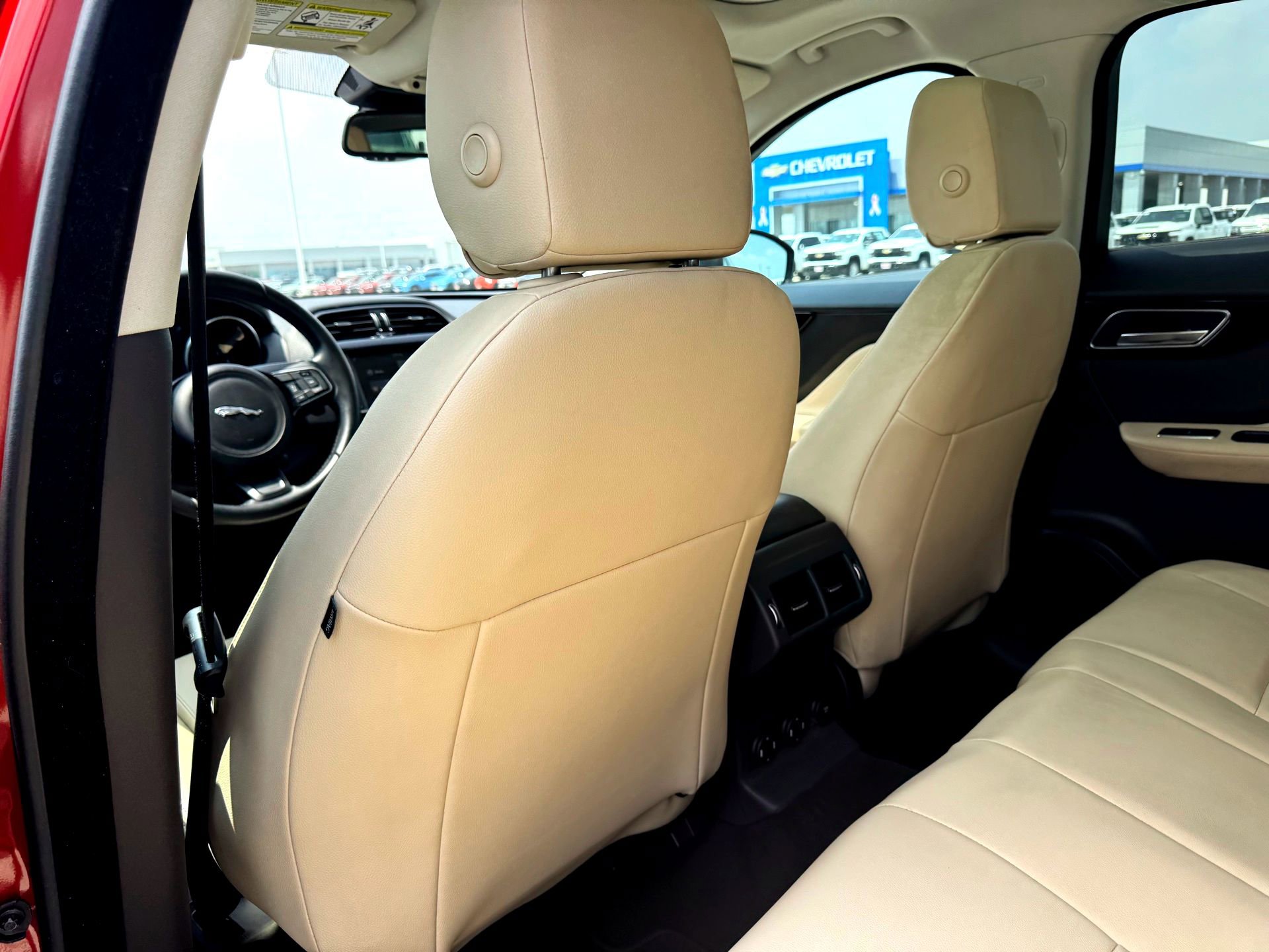 Used 2018 Jaguar F-PACE Premium AWD/4WD image 21