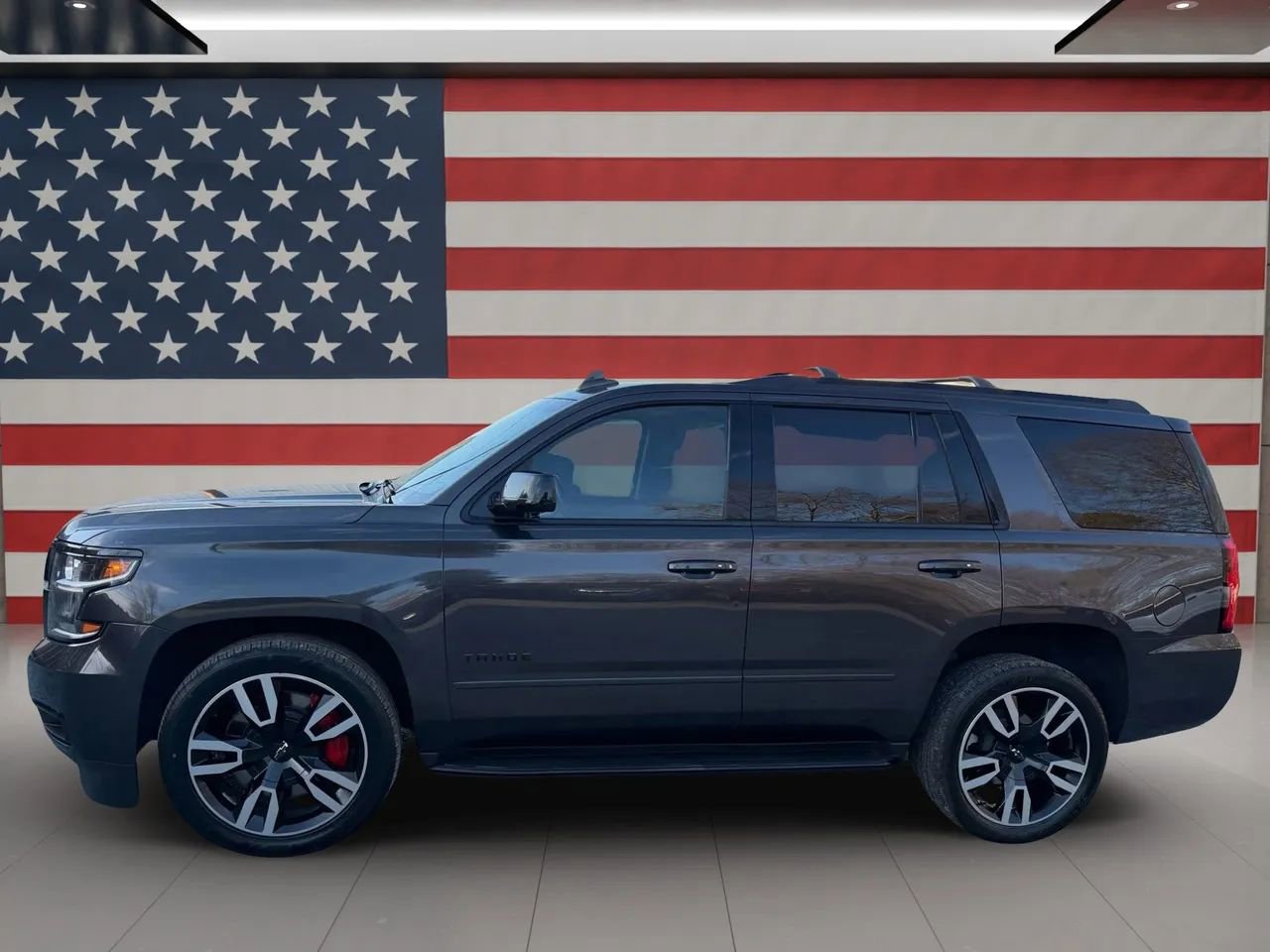 Used 2018 Chevrolet Tahoe Premier w/ RST 6.2L Performance Edition image 2