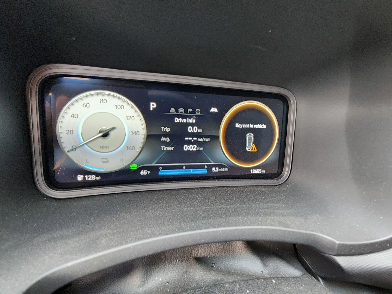 Certified 2023 Hyundai Kona Limited FWD image 12