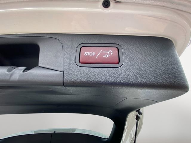 Used 2019 Mercedes-Benz GLC 300 image 32